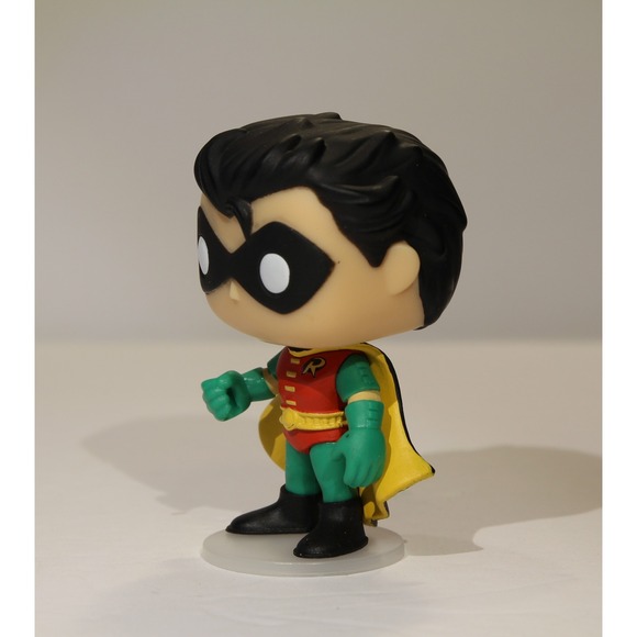 Pop! FunkoVerse Vinyl Figure DC Comics Robin 2019 Pre-owned (J) - Picture 3 of 4